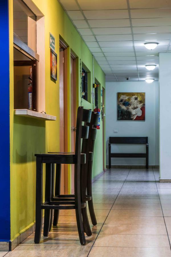 Hostal De Asturias San Salvador Esterno foto